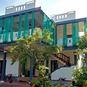 Couette-café Kadalamma